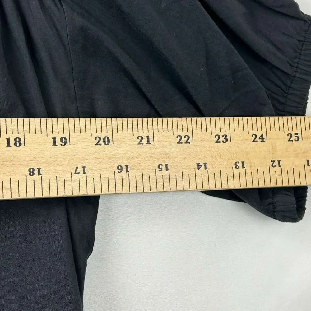 Evereve Women’s S Black Short Sleeve Crochet Back Button Up Blouse Rayon Blend - Picture 4 of 12